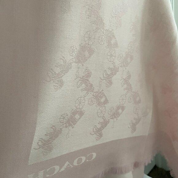 COACH BLUSH PINK LOGO SCARF- TAGS ON - Picture 4 of 5